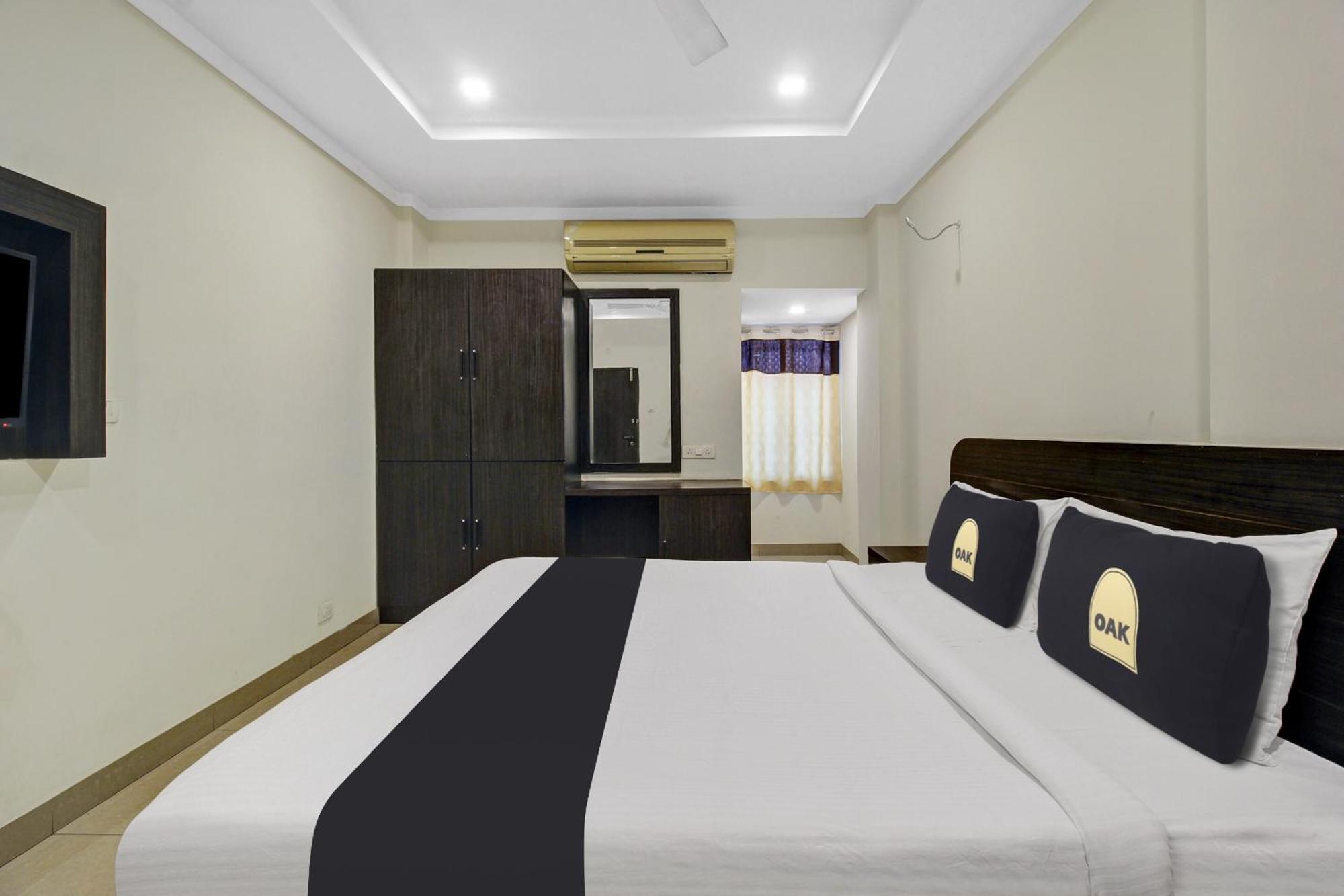 Super Townhouse Oak Lb Nagar Ramoji Hyderabad Exterior foto