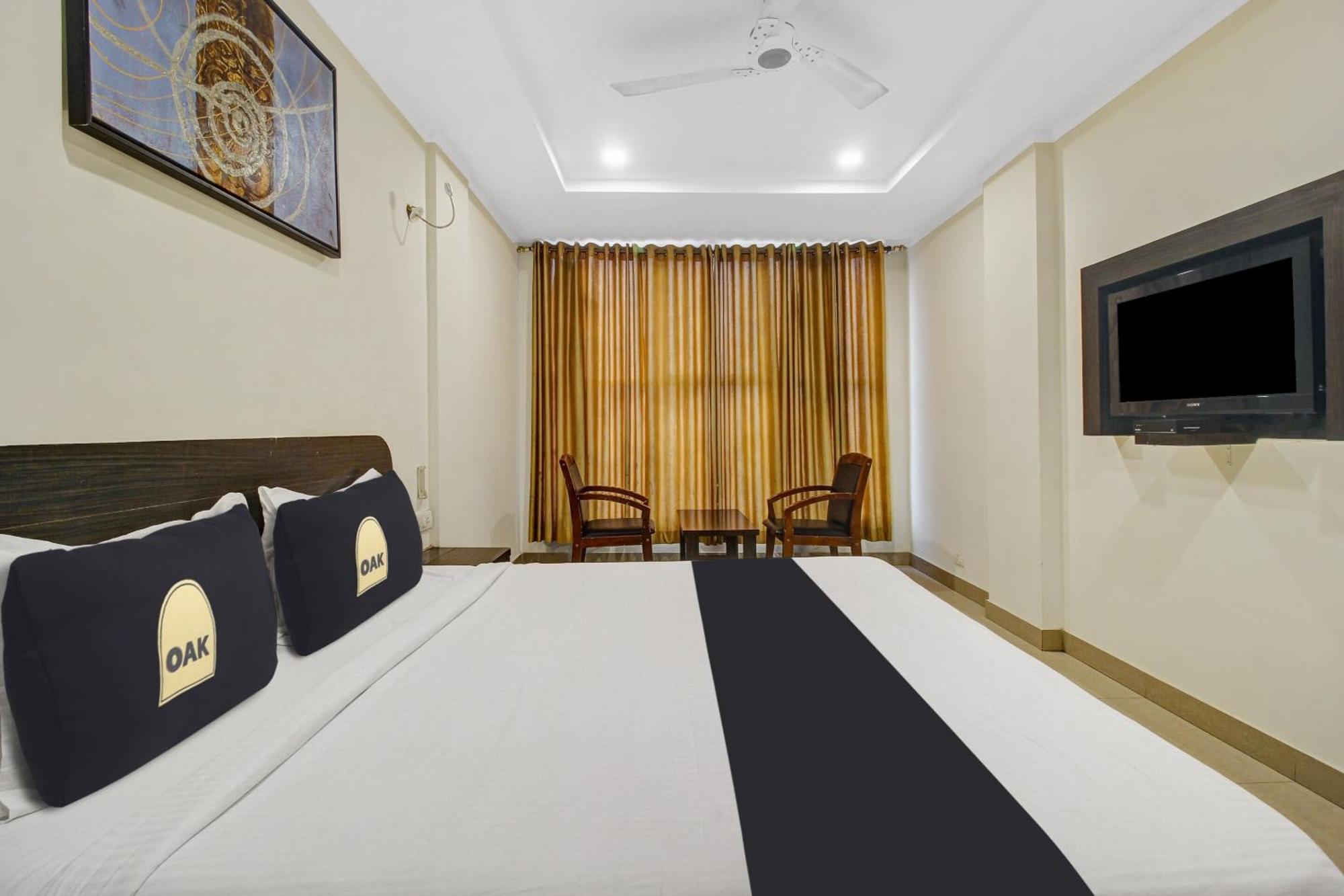 Super Townhouse Oak Lb Nagar Ramoji Hyderabad Exterior foto