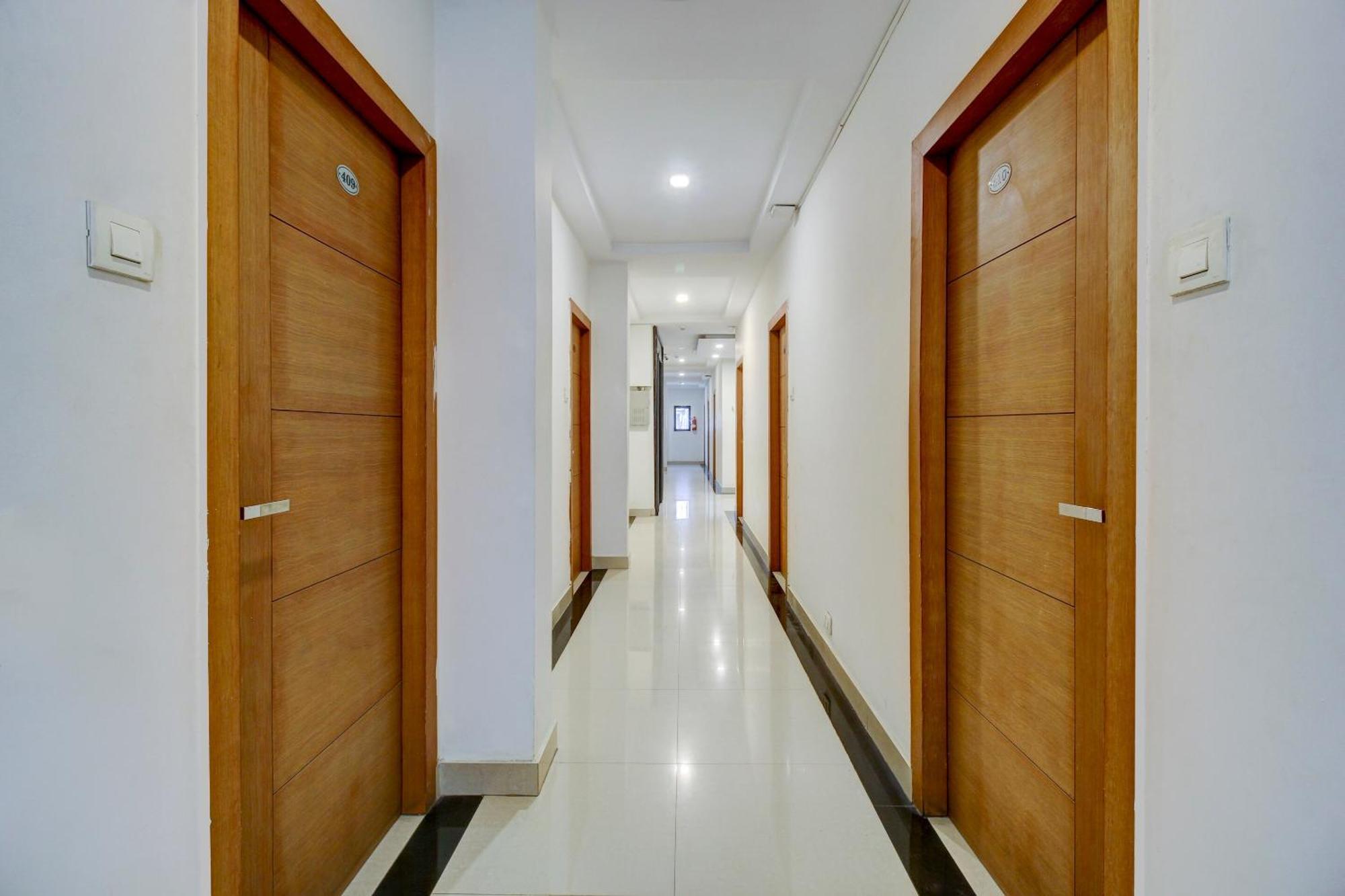 Super Townhouse Oak Lb Nagar Ramoji Hyderabad Exterior foto