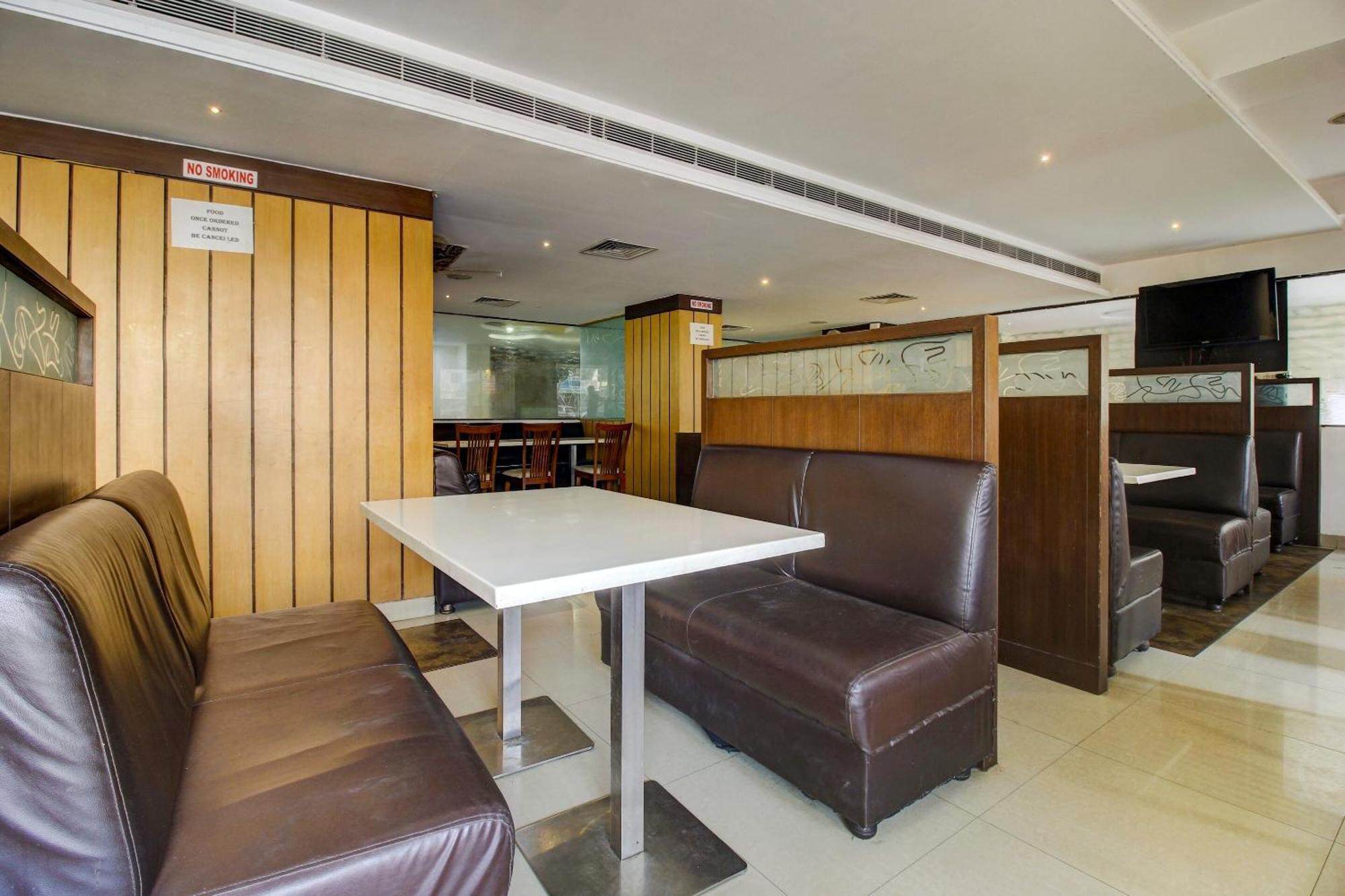 Super Townhouse Oak Lb Nagar Ramoji Hyderabad Exterior foto